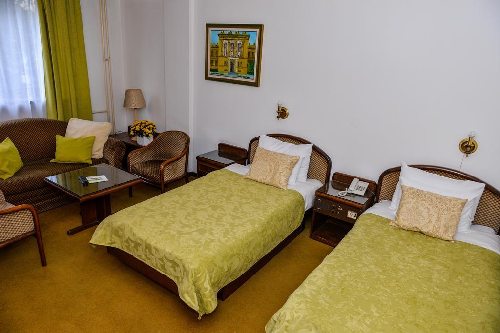 Hotel Grand Valjevo Exterior photo