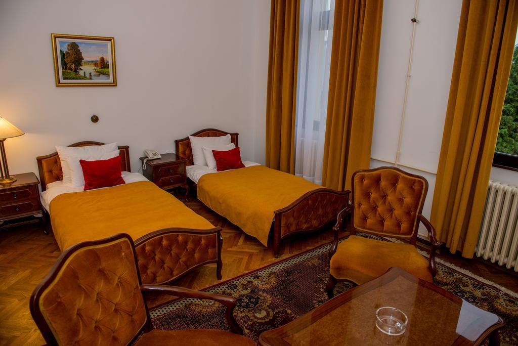 Hotel Grand Valjevo Exterior photo