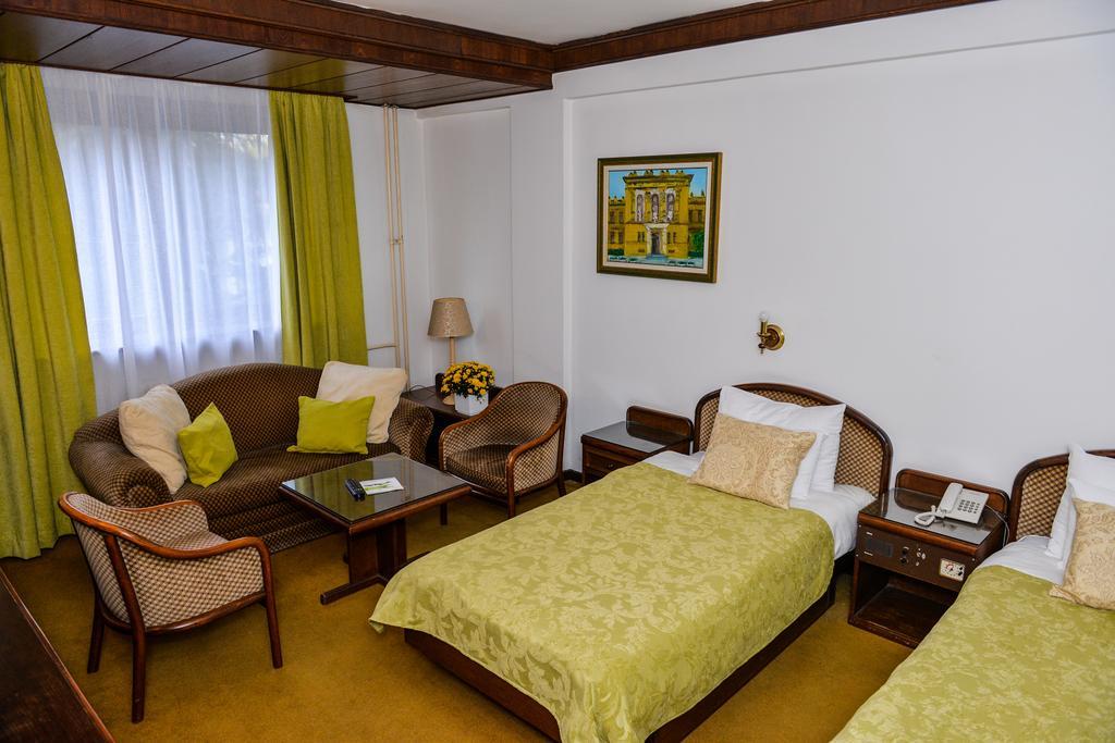Hotel Grand Valjevo Exterior photo